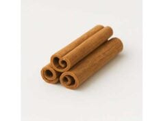 Ceylon Cinnamon health effects, ideal dosage, and safety compared with cassia cinnamon