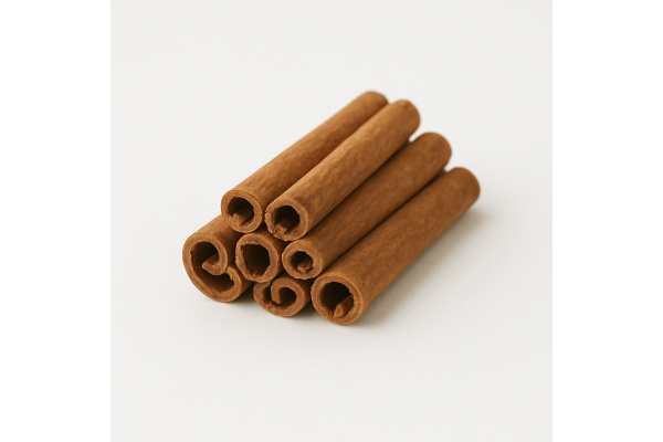 Cinnamon (Cassia) nutrition facts, active compounds, risks, and best ways to use it
