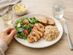 “Glucose Hacks” Explained: Meal Order, Vinegar, and What Actually Lowers Spikes Glucose hacks like meal order, vinegar, and post-meal walking can help, but some work better than others. Learn what actually lowers blood sugar spikes, who should be cautious, and how to use these strategies realistically.