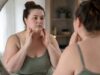Learn how Cushing syndrome can cause unusual weight gain, which signs are most concerning, how doctors test for it, and when symptoms should prompt medical evaluation.