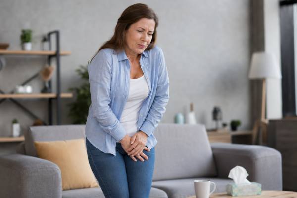 Learn what stress incontinence feels like, why leaks happen with coughing or laughing, and which treatments help, from pelvic floor therapy to pessaries and surgery.