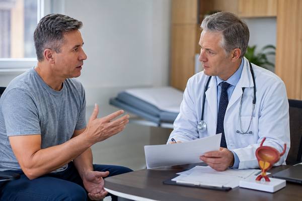 Learn the key bladder cancer symptoms, including blood in urine, urgency, frequent urination, burning, risk factors, red flags, and the tests doctors use to find the cause.