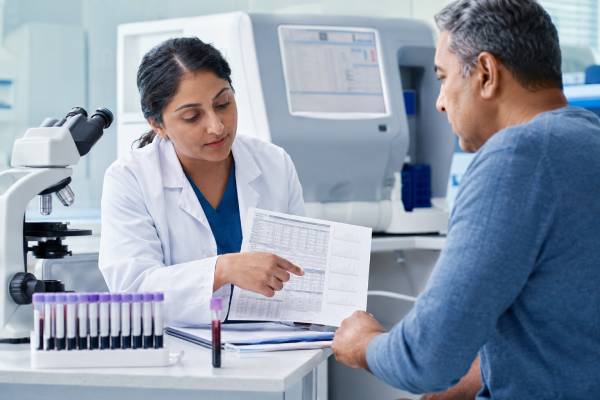 Low absolute neutrophil count explained: ANC ranges, neutropenia severity, infection risk, common causes, warning signs, and practical next steps for abnormal CBC results.