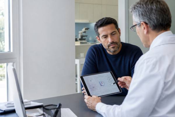 Male fertility changes with age. Learn how paternal age affects sperm quality, pregnancy risk, testing, and fertility planning after 40.