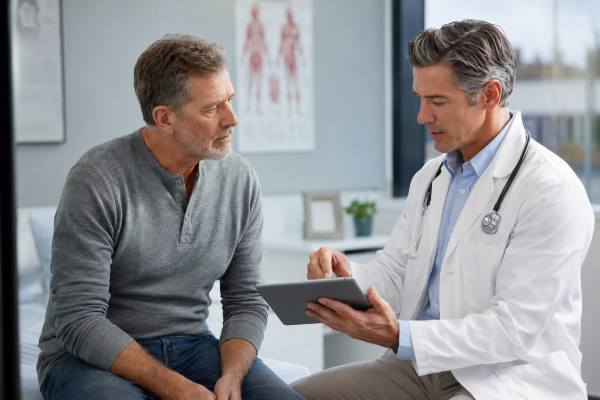 Compare Viagra vs Cialis, including timing, duration, food effects, daily Cialis, side effects, safety warnings, and how to choose the right ED medication.