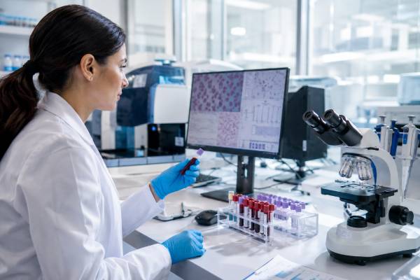 High ferritin with normal iron often points to inflammation, liver stress, metabolic dysfunction, or iron overload. Learn how TSAT and follow-up tests clarify results.
