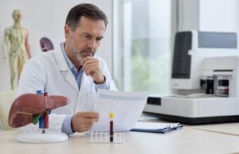 Low Albumin/Globulin (A/G) Ratio Test: Causes, Liver Disease, Inflammation, and Meaning Learn what a low albumin/globulin ratio means, including common causes such as liver disease, inflammation, kidney protein loss, infection, autoimmune disease, malnutrition, and high globulin.