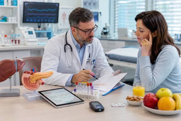 Low Random Blood Glucose Test: Causes, Hypoglycemia, Symptoms, and Meaning Learn what a low random blood glucose test means, common causes of hypoglycemia, urgent symptoms, treatment steps, and when repeat testing or medical follow-up is needed.