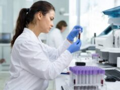 Learn what the NGAL test measures, why high NGAL levels may signal kidney injury, how urine and blood results differ, and how doctors interpret NGAL with creatinine, eGFR, BUN, electrolytes, and symptoms.
