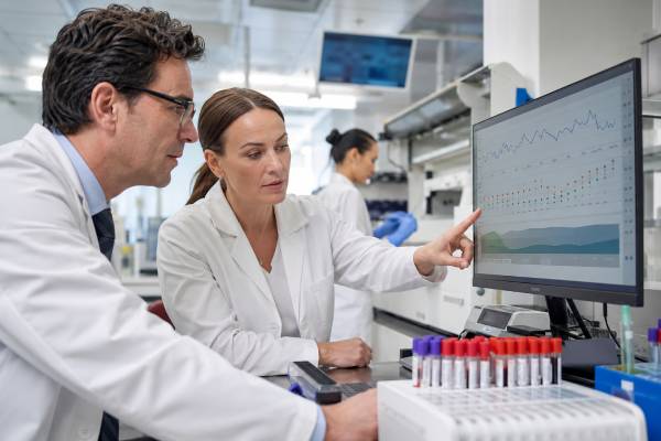Learn what a valproic acid blood test measures, typical therapeutic and toxic levels, trough timing, high and low result causes, free vs total valproate, and safety monitoring.