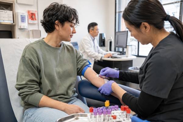 Luteinizing Hormone (LH) Test: Pituitary Function, Ovulation, Testosterone, and Results Learn how an LH blood or urine test assesses pituitary function, ovulation, testosterone, puberty, and fertility, including causes of high and low results.