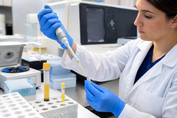 Macroprolactin Test: High Prolactin, False Elevation, and Results Learn how macroprolactin testing explains false prolactin elevation, how PEG and post-PEG results are interpreted, and when true hyperprolactinemia still needs follow-up.